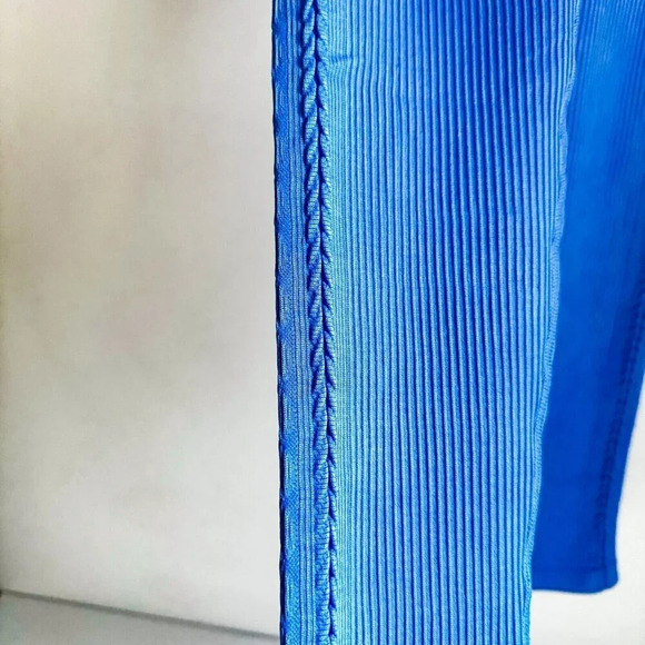 Offline by Aerie Seamless 7/8 Ribbed Leggings Blue Side Braided Detail S - Picture 7 of 13